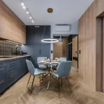 Easy Rent - Reduta 110, Free Parking, 24h Check-in