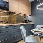 Easy Rent - Reduta 110, Free Parking, 24h Check-in Apartamento