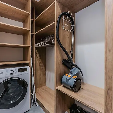 Easy Rent Apartments- Reduta 110 Apartment *