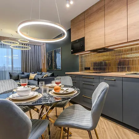 Easy Rent - Reduta 110, Free Parking, 24h Check-in * Lublin